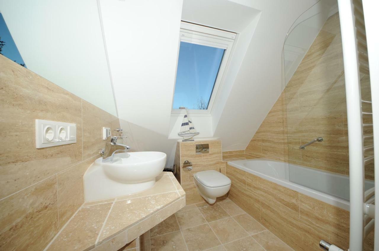Exklusiv Wohnung Nika เวสเทอร์แลนด์ ภายนอก รูปภาพ